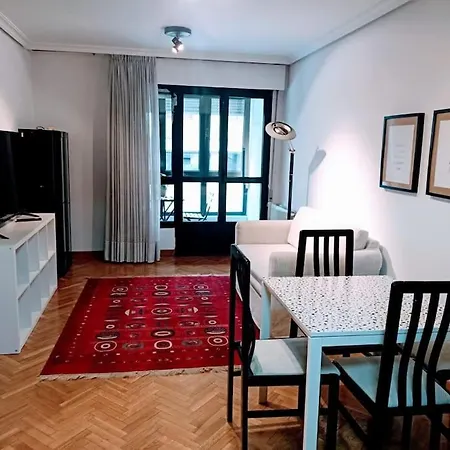 Entre Estaciones Овьедо